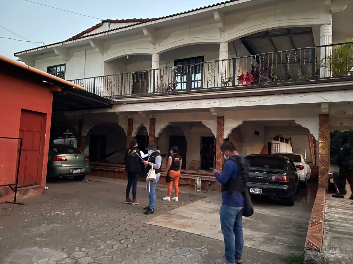 The Public Ministry and the PNC carry out two raids in the village of Las Palmas, Coatepeque Quetzaltenango, with the aim of seizing firearms and making arrest warrants effective.