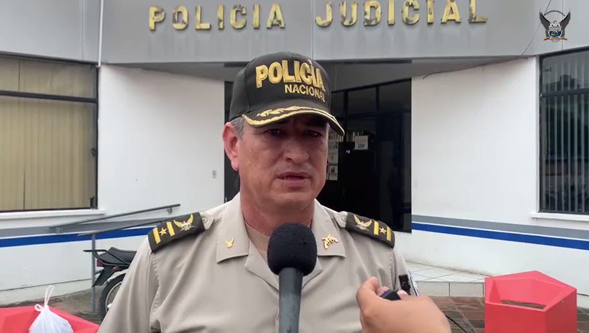 Policía Ecuador: Desarticulamos una presunta organización delictiva dedicada al asalto y robo a mano armada, en Portoviejo Manabí. 5 detenidos 2 vehículos retenidos  