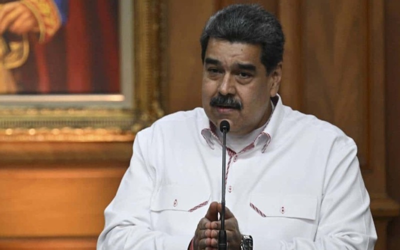 President Maduro sends condolences to relatives of soldiers who died in Amazonas