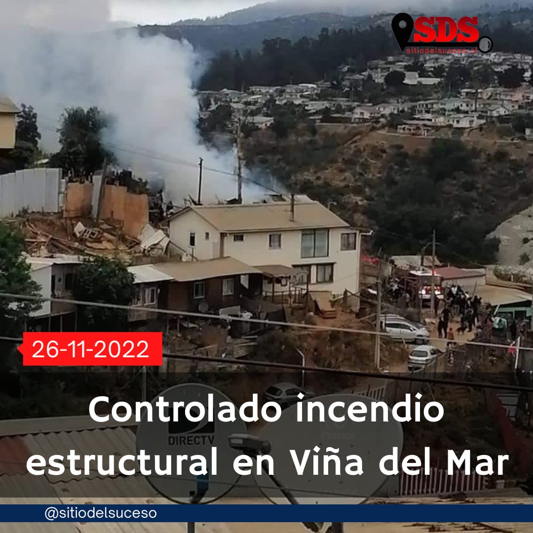 Firefighters control a house fire in the Las Pataguas population, in Miraflores Alto, in Viña del Mar