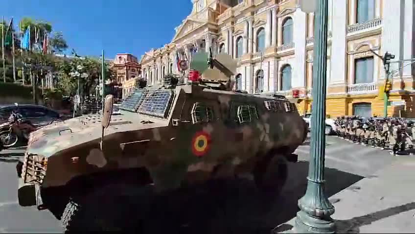 Bolivian army vehicles and soldiers have blocked Plaza Murillo outside the Bolivian legislative assembly. Commander general of the Bolivian Army Juan José Zuñiga is in La Paz leading the potential coup