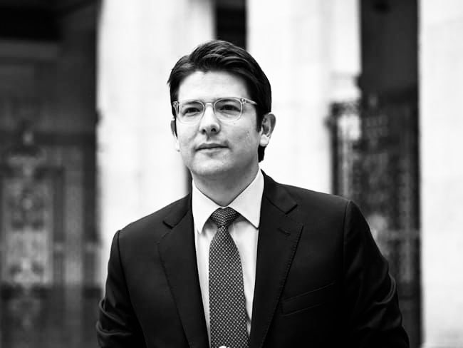 Opposition politician and presidential candidate Miguel Uribe Turbay has passed away this morning from the injuries he sustained when he was shot at a campaign event in early June. He was 39 years old