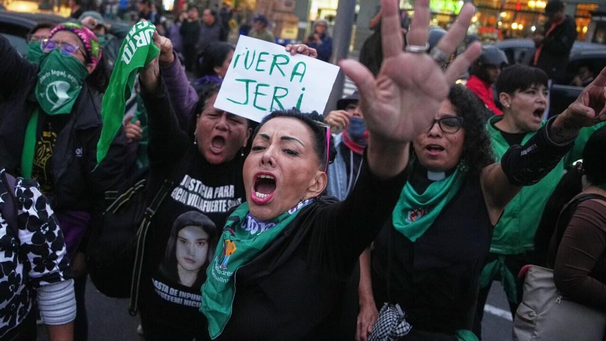 Peru: President Boluarte's dismissal 'was just a step', protesters say