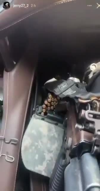 Gerardo El Jerry, an influencer, was executed by La Chapiza in the Tres Ríos Sector of Culiacán, Sinaloa. He was a member of La Mayiza and/or El Mayito Flaco, and that's how he recorded himself and took photos.