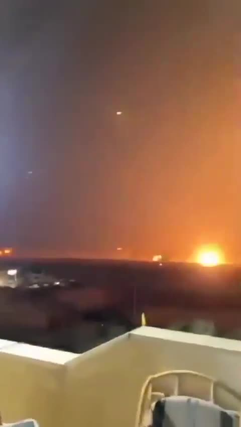 Residents of San Antonio de Los Altos report loud explosions near the Venezuelan Institute for Scientific Research. : @VOME_TR